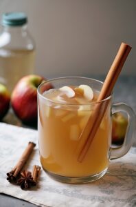 SDXL_10_I_am_looking_for_an_image_of_a_Warm_Apple_Pie_Toddy_Co_1